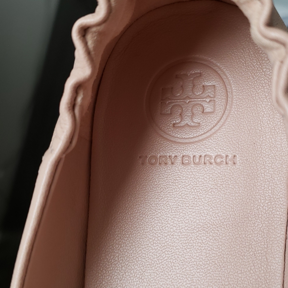 Tory Burch Minnie ballet flats in sand - Picture 2 of 5